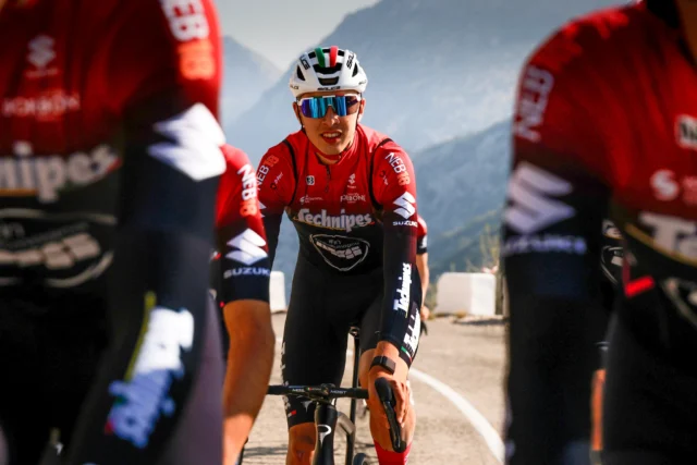 🇫🇷 Top-5 per Alessandro Cattani alla Ronde de l’Isard

Quinto posto finale per Alessandro Cattani, che si conferma tra i migliori giovani scalatori del panorama internazionale. Classe 2005, al secondo anno tra gli U23, ha brillato nelle tappe più dure della corsa francese, chiudendo 8° nella seconda frazione e 7° nella penultima tappa, prima di conquistare la quinta posizione assoluta a soli 1’01” dal vincitore.

Un risultato di grande valore per lui e per tutto il Team Technipes #inEmiliaRomagna, che dà continuità alla Ronde de l'Isard alla top-5 ottenuta nel 2024 da Ludovico Crescioli, che poi aveva vestito la maglia della Nazionale e oggi è professionista con il Team Polti-Kometa.

Prossimo appuntamento: Alpes Isère Tour, ancora in Francia, dal 28 maggio all’1 giugno.
---

🇫🇷 Top-5 finish for Alessandro Cattani at the Ronde de l’Isard

Fifth place overall for Alessandro Cattani, confirming himself as one of the most promising young climbers on the international U23 scene. Born in 2005 and in his second year in the category, he impressed on the toughest stages of the French race, finishing 8th on stage 2 and 7th on the penultimate stage, before securing 5th place in the final GC, just 1’01” behind the winner.

A remarkable result for him and for the entire Team Technipes #inEmiliaRomagna, continuing the legacy of the Ronde l'Isard 2024 top-5 finish by Ludovico Crescioli, who later earned a National Team call-up and is now a professional rider with Team Polti-Kometa.

Next stop: Alpes Isère Tour, also in France, from May 28 to June 1.

#RondeIsard #U23 #CyclingTeam #Top5